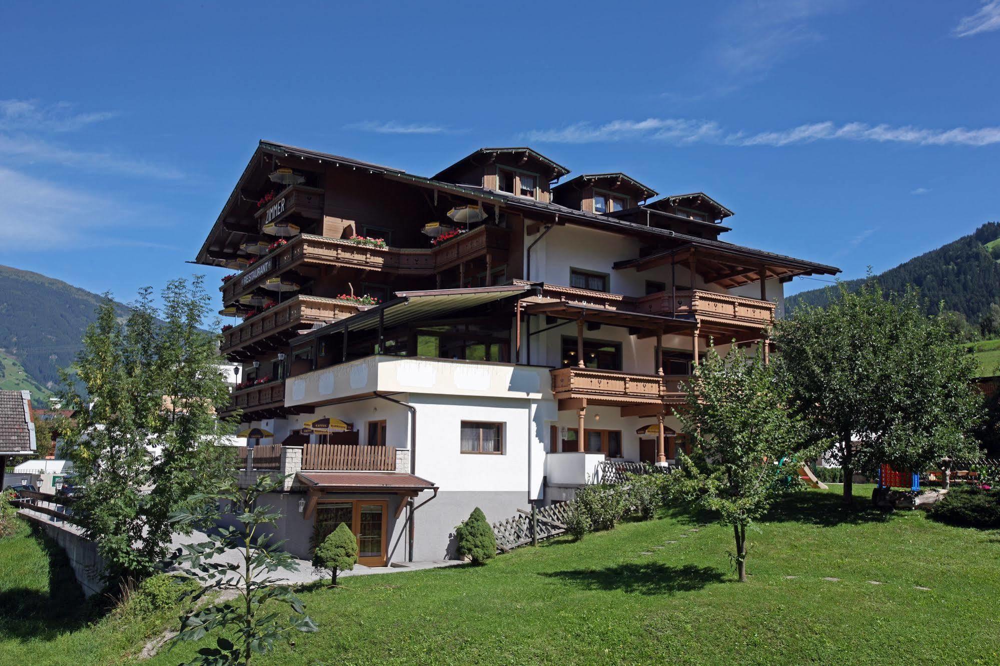 Hotel Eckartauerhof Mayrhofen Extérieur photo