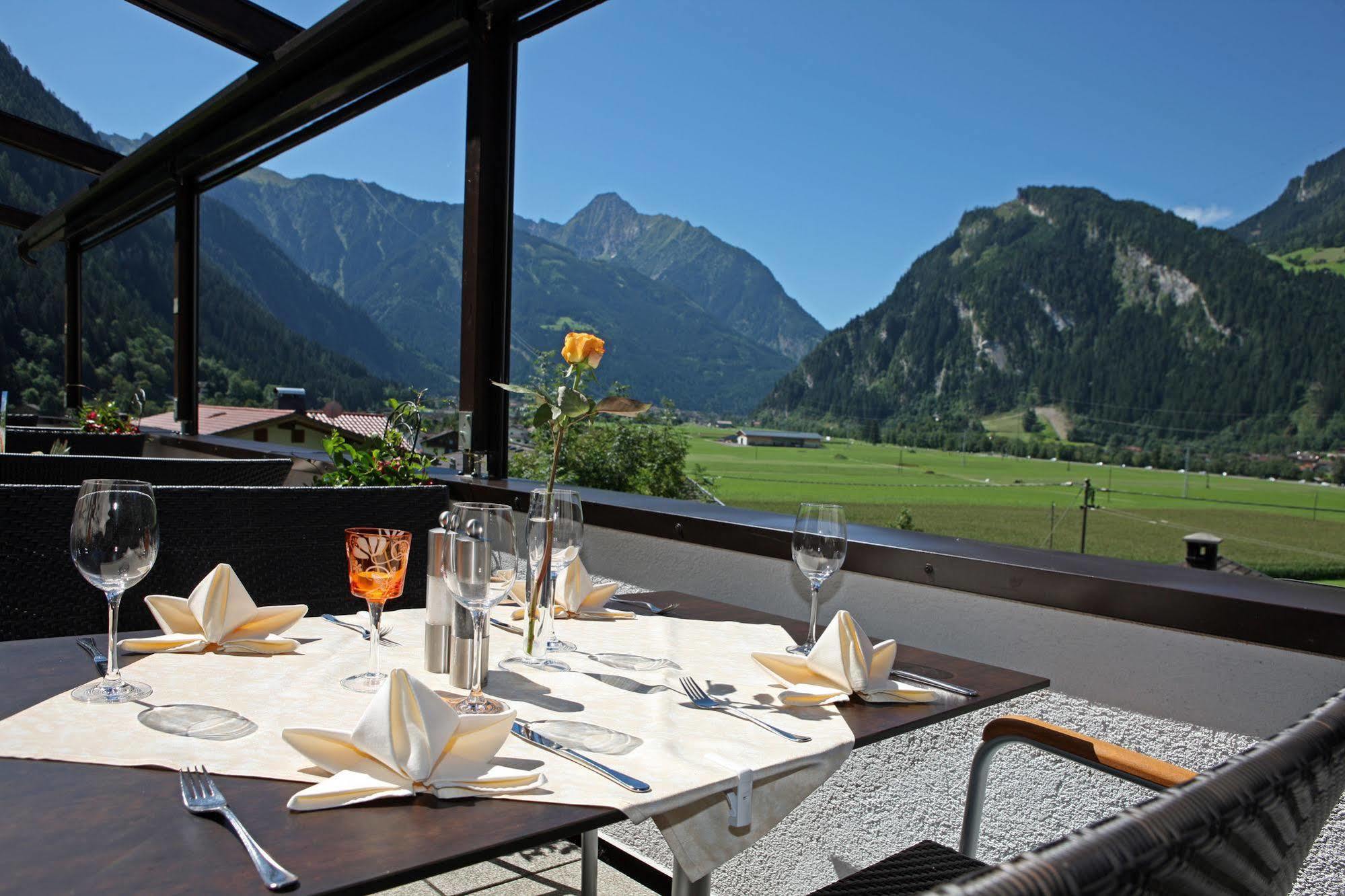 Hotel Eckartauerhof Mayrhofen Extérieur photo